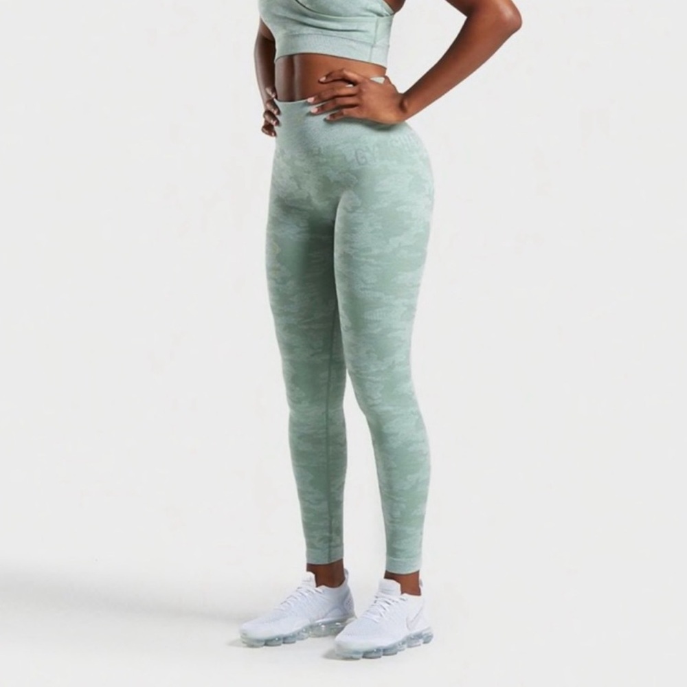 Gym shark adapt green camo leggings